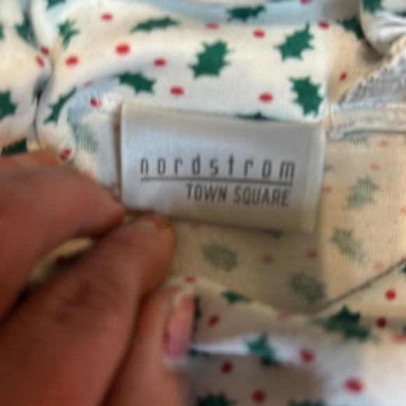 Vintage Christmas turtleneck - Picture 3 of 10